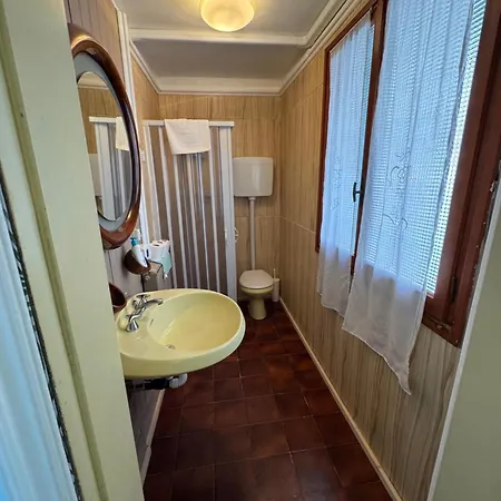 Just For Single Exclusive Lionsclass Alloggio in famiglia *