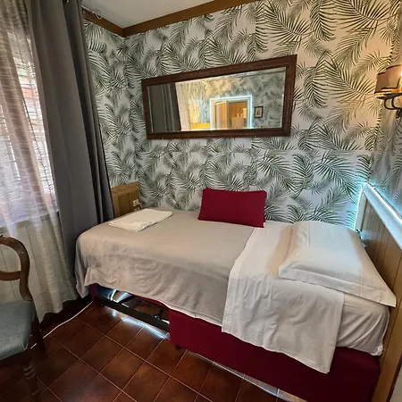 民宿 Just For Single Exclusive Lionsclass