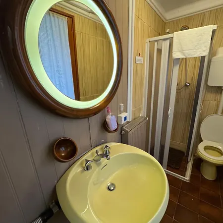 Just For Single Exclusive Lionsclass 베니스